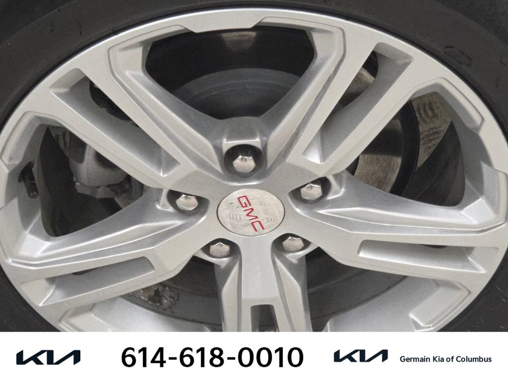Used 2023 GMC Terrain SLE w/ Driver Convenience Package FWD image 13