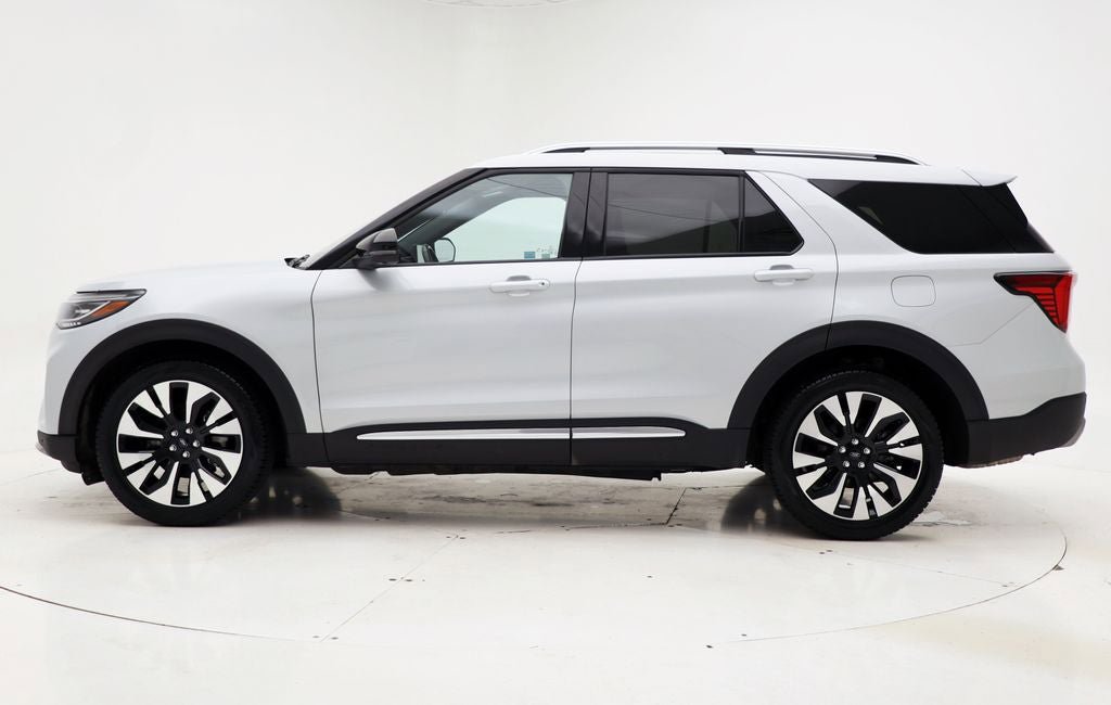 Used 2025 Ford Explorer Platinum w/ LUX Leather Package AWD/4WD image 5