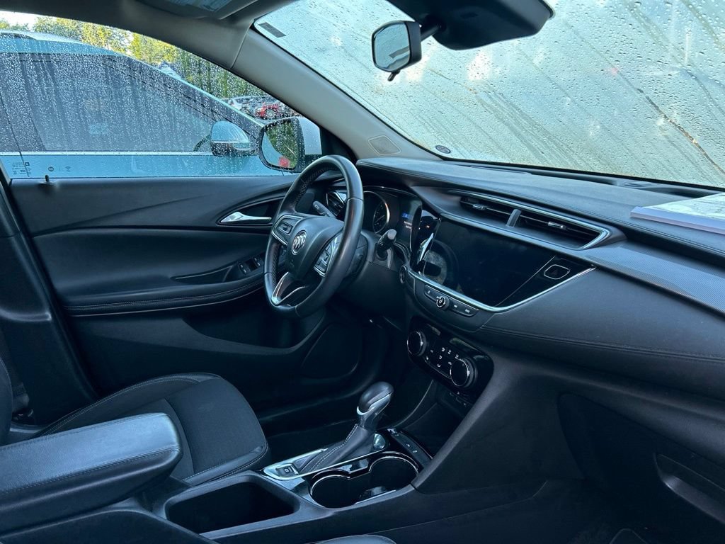 Used 2020 Buick Encore GX Preferred w/ Cold Weather Comfort Package FWD image 9