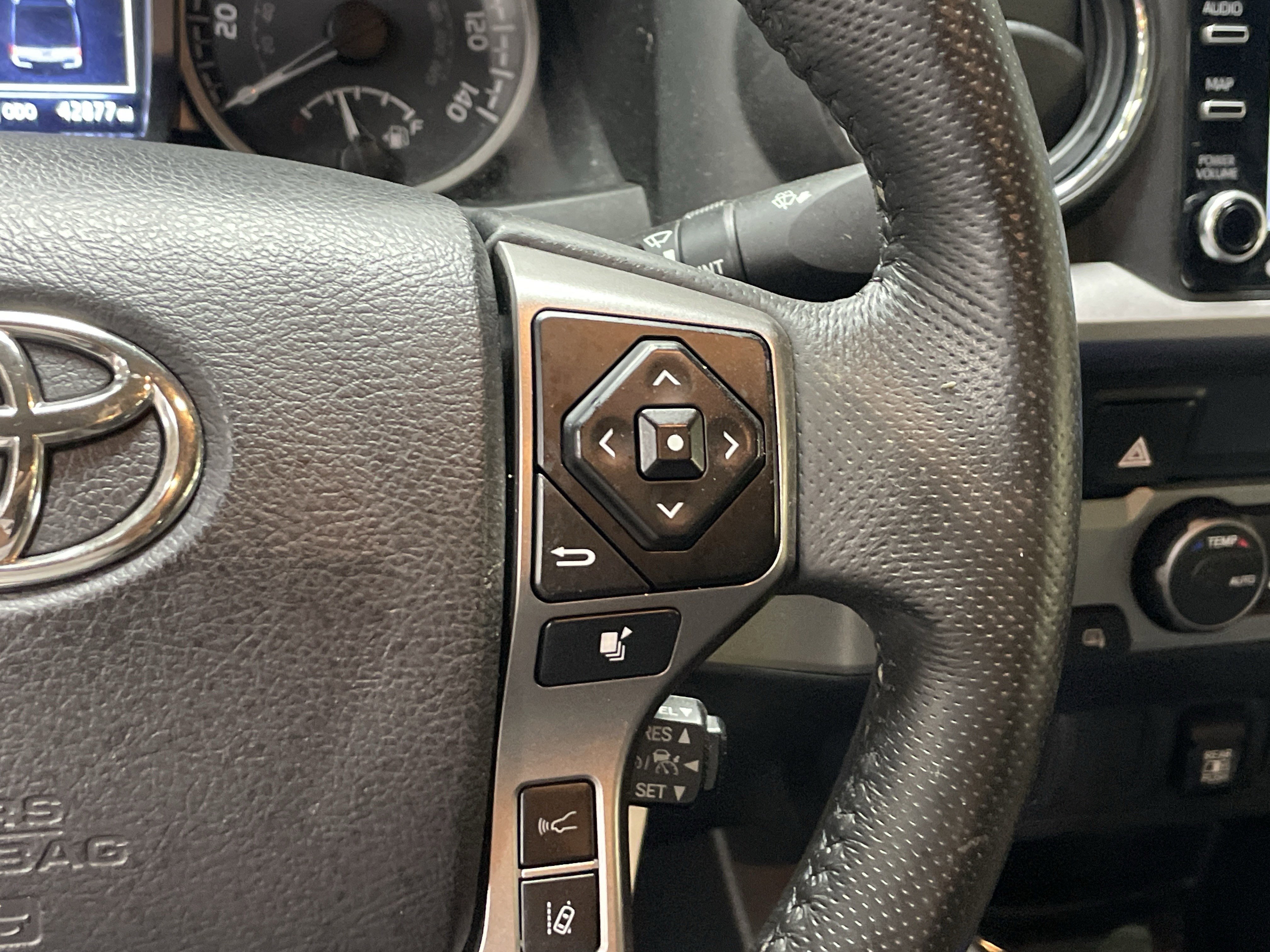 Certified 2022 Toyota Tacoma SR5 w/ Technology Package RWD image 19