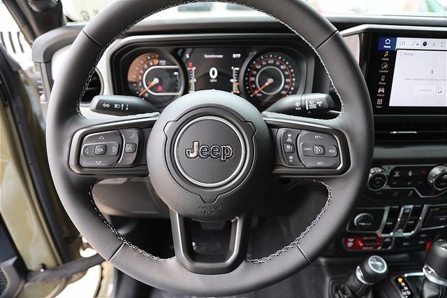 New 2025 Jeep Gladiator Willys image 19