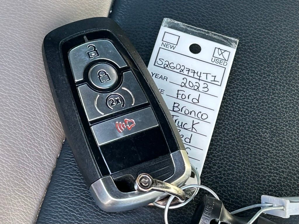 Used 2023 Ford Bronco Wildtrak image 50