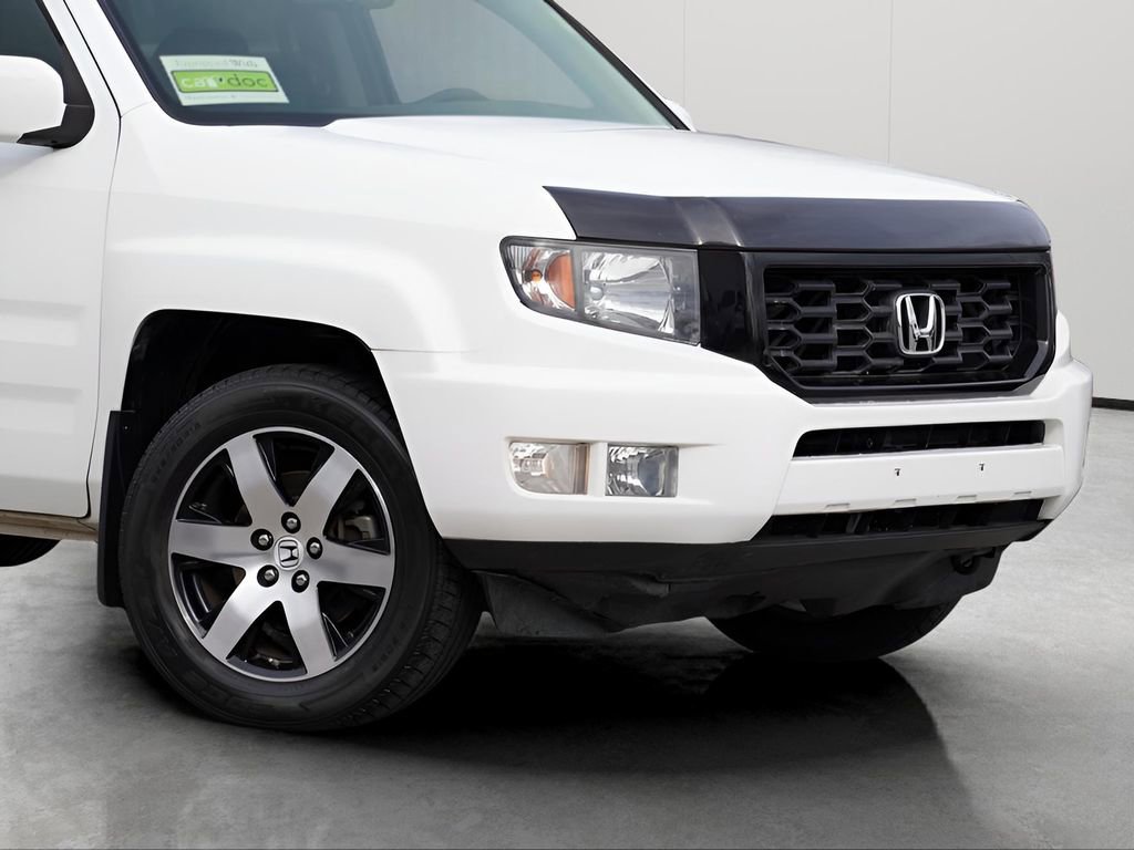 Used 2014 Honda Ridgeline SE image 2