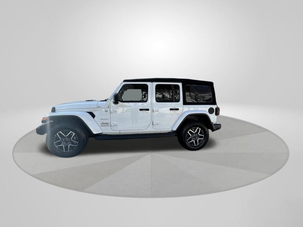 Certified 2024 Jeep Wrangler Sahara image 4