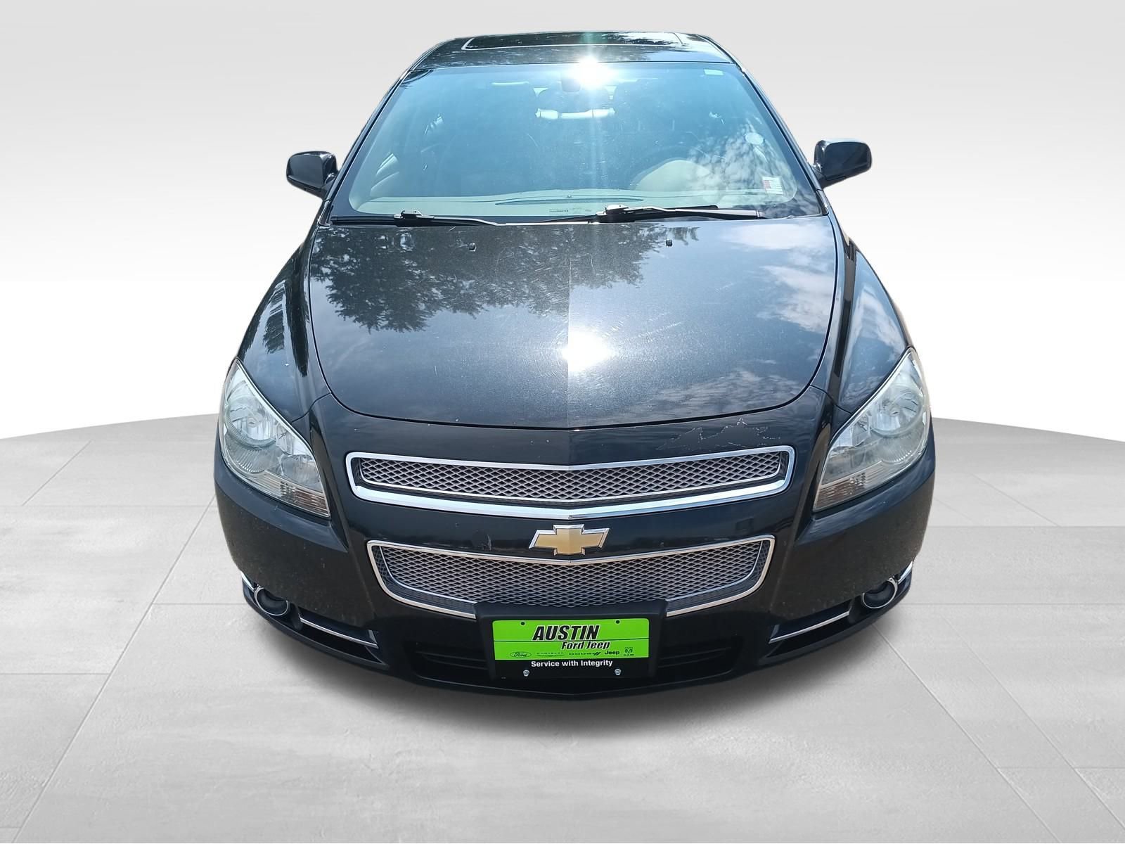 Used 2009 Chevrolet Malibu LTZ w/ HFV6 Engine Package image 9