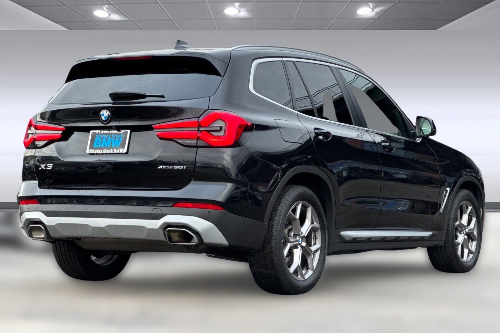 Certified 2023 BMW X3 xDrive30i w/ Premium Package image 8