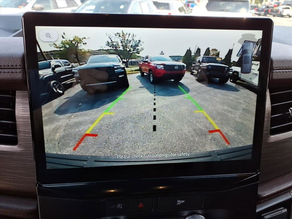 Used 2024 Ford Expedition Limited image 23