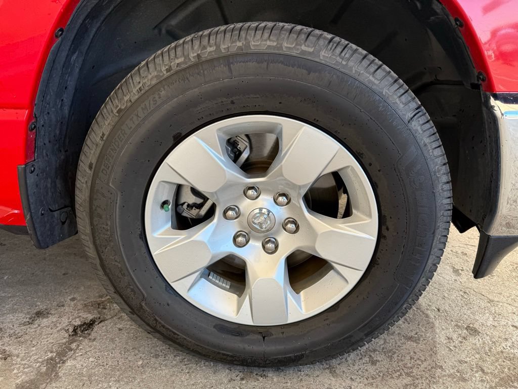 Used 2019 RAM 1500 Big Horn RWD image 10