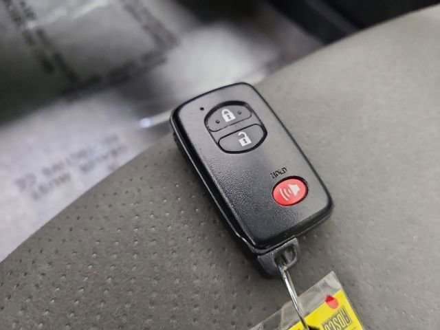 Used 2015 Toyota Prius Two FWD image 32