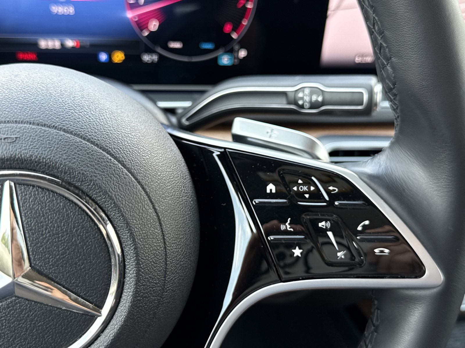Certified 2025 Mercedes-Benz GLE 350 4MATIC image 16