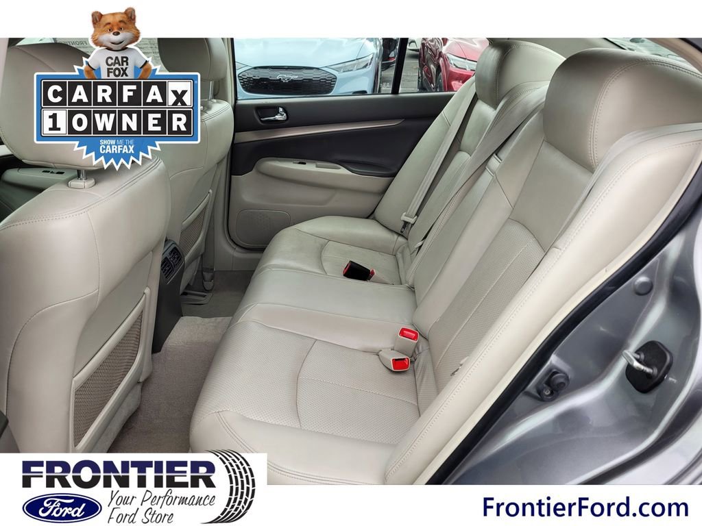 Used 2011 INFINITI G25 Journey w/ Moonroof Pkg image 9