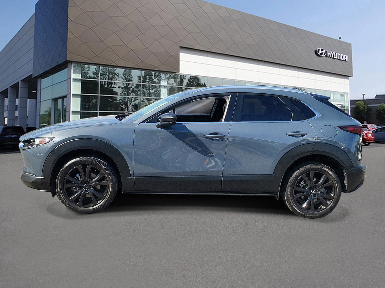 Used 2024 MAZDA CX-30 AWD 2.5 S w/ Preferred Package image 3