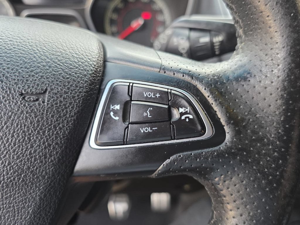 Used 2016 Ford Focus ST FWD image 23