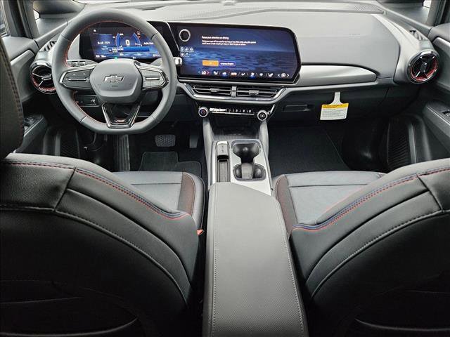 New 2025 Chevrolet Equinox EV RS image 16