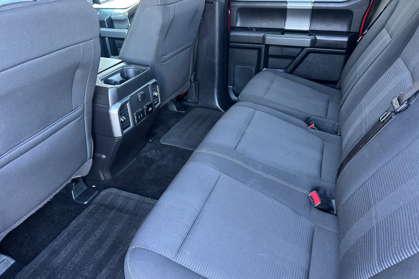 Used 2017 Ford F150 XLT w/ Equipment Group 302A Luxury RWD image 11