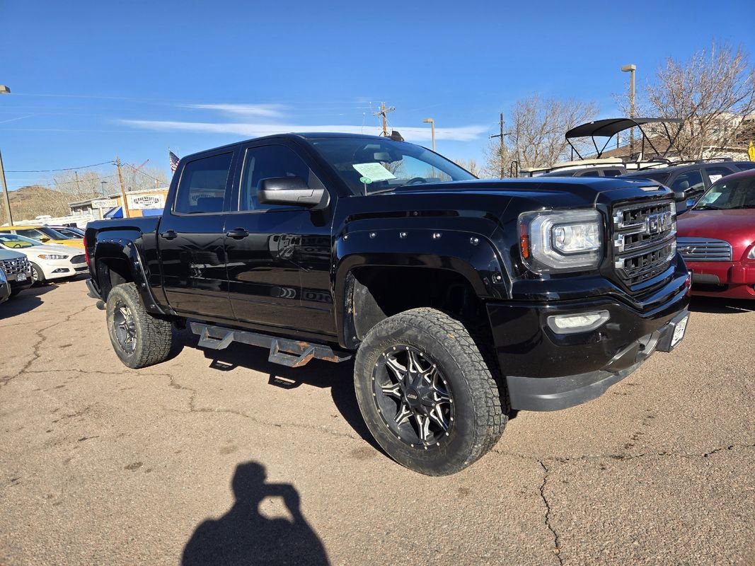 Used 2018 GMC Sierra 1500 SLE w/ SLE Value Package AWD/4WD image 14
