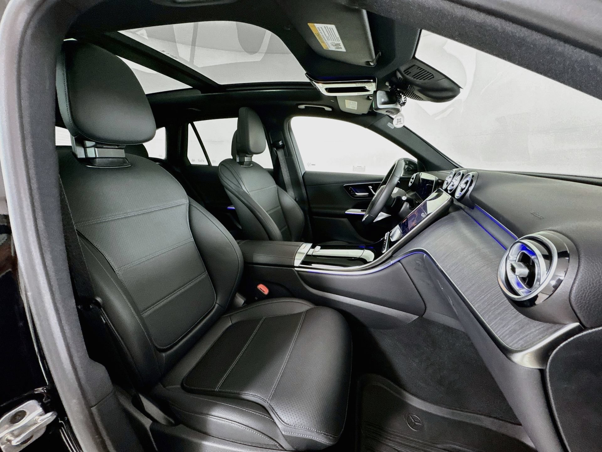 Certified 2026 Mercedes-Benz GLC 300 4MATIC image 31