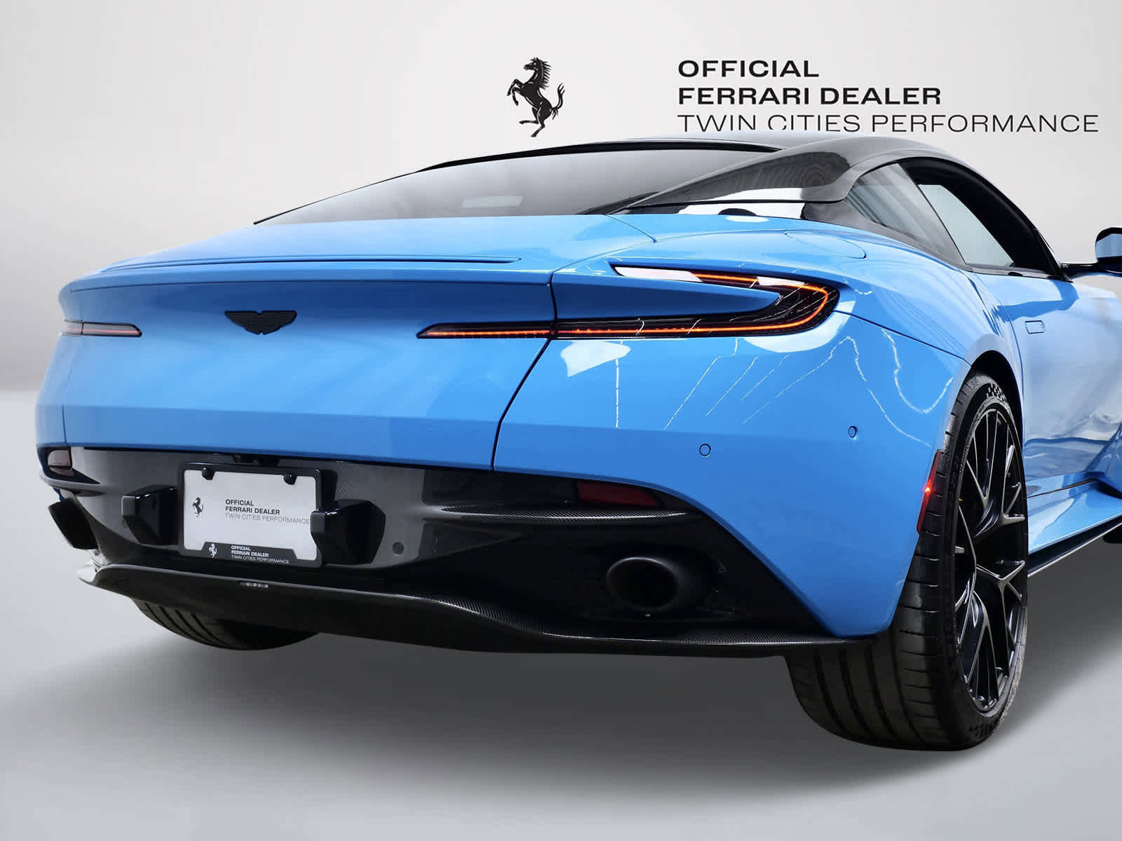 Used 2024 Aston Martin DB12 Coupe image 12