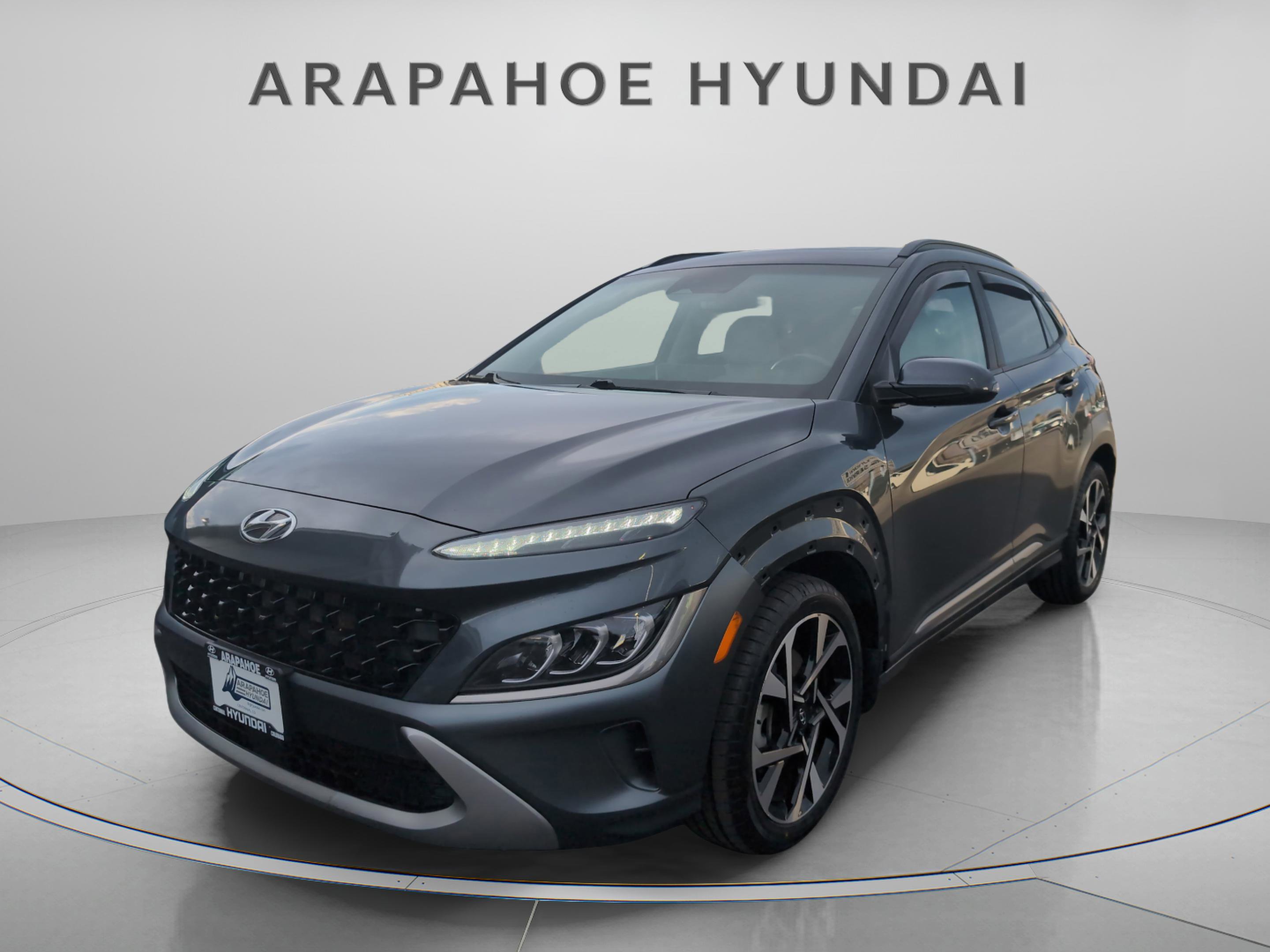 Used 2022 Hyundai Kona Limited image 2