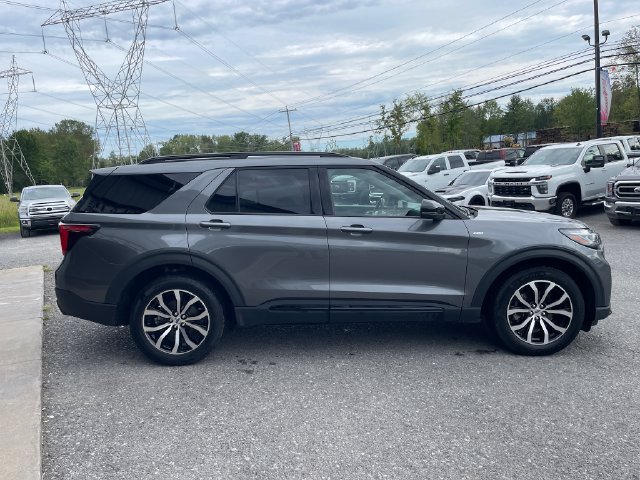 Used 2026 Ford Explorer ST-Line AWD/4WD image 8