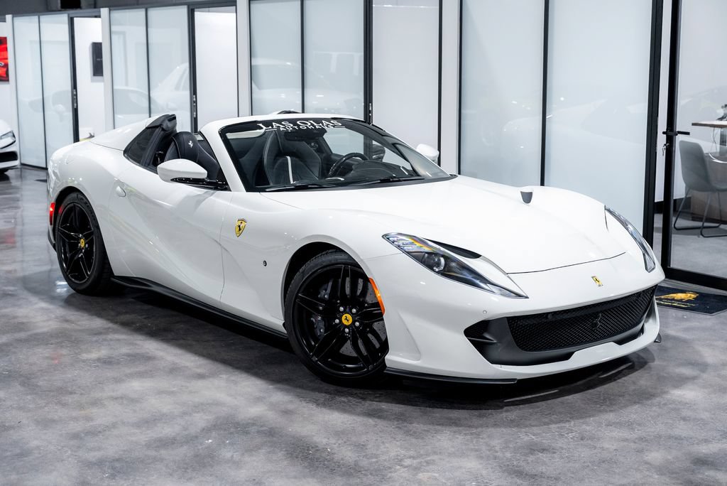 Used 2023 Ferrari 812 GTS RWD image 10