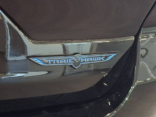 Used 2023 Jeep Grand Cherokee Trailhawk w/ Luxury Tech Group III AWD/4WD image 30
