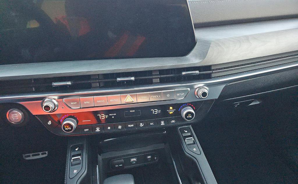 Used 2024 Kia Telluride SX X-Line image 9