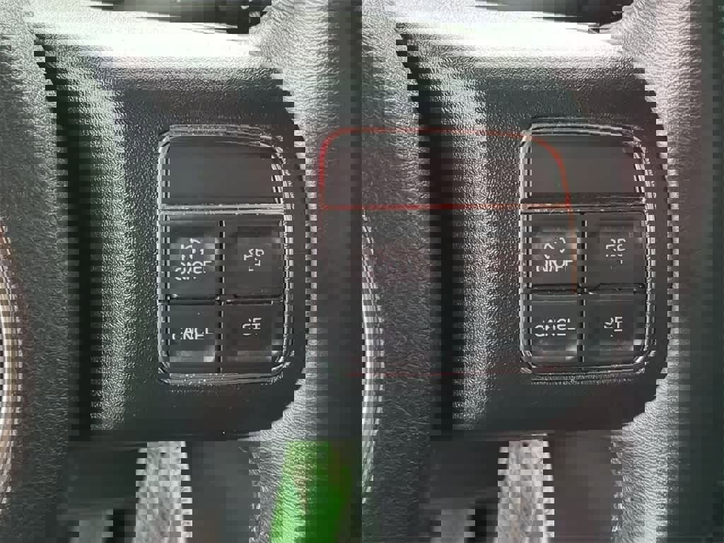 Used 2017 Jeep Wrangler Unlimited Sahara w/ Connectivity Group image 24