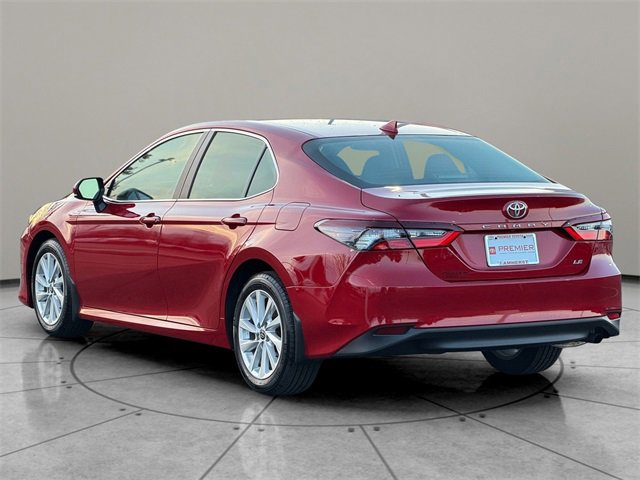 Used 2023 Toyota Camry LE image 4