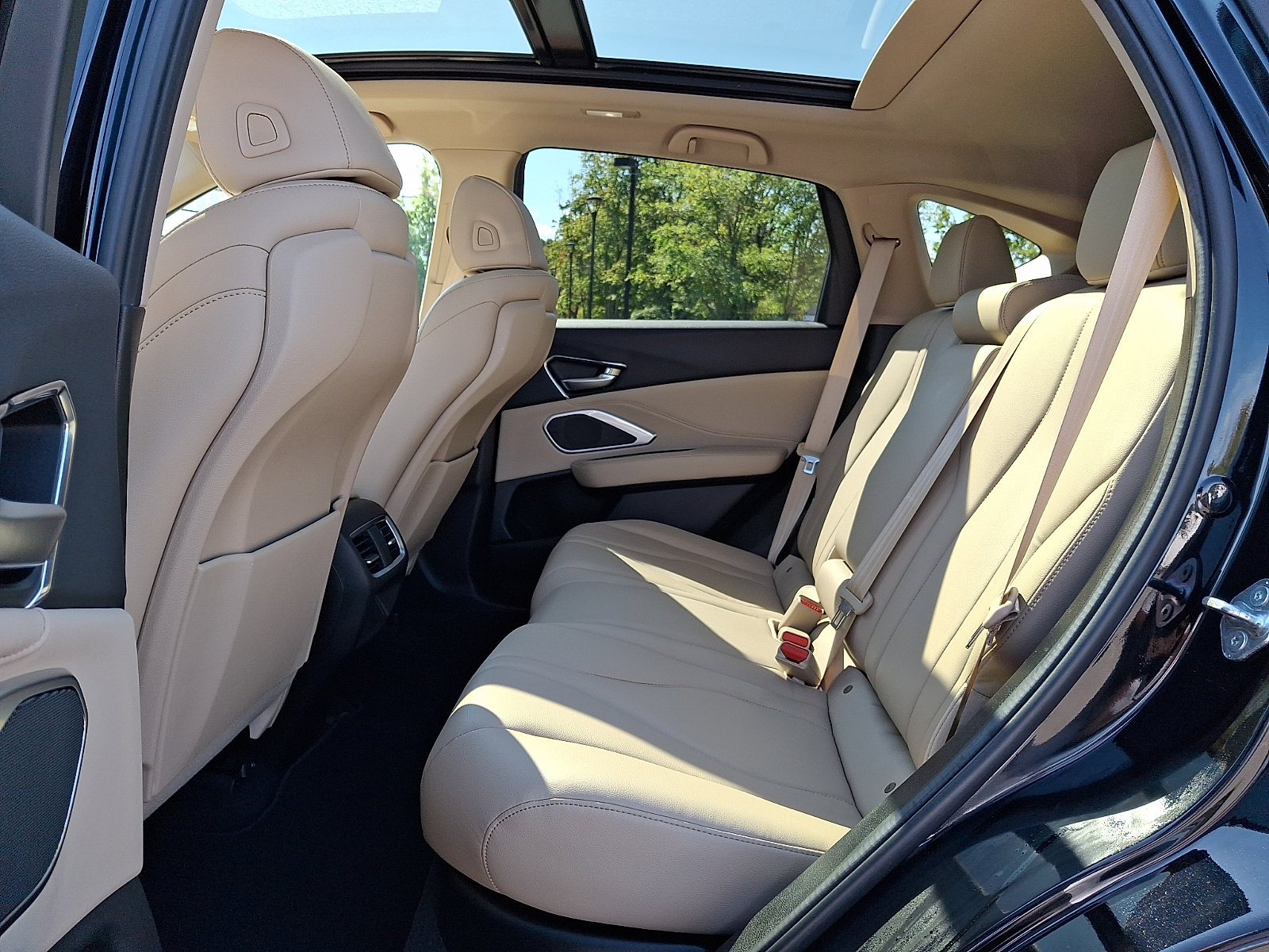 Certified 2024 Acura RDX SH-AWD image 10