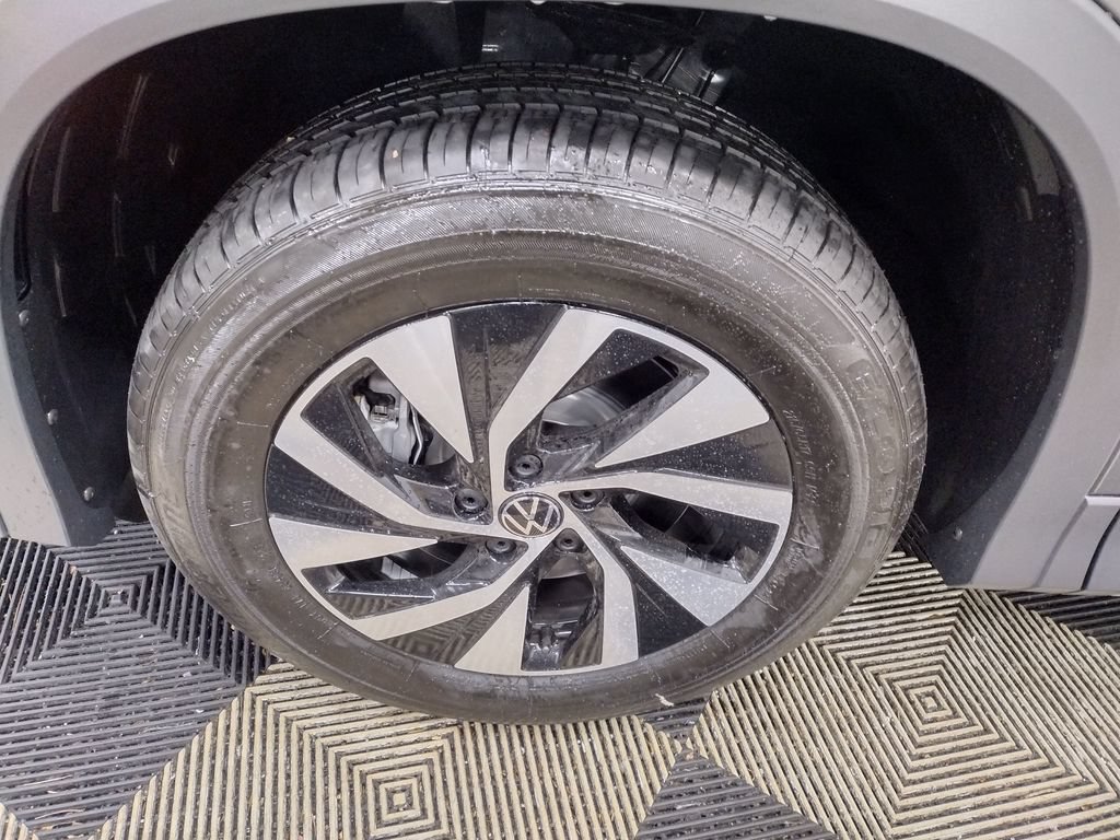 New 2026 Volkswagen Tiguan S AWD/4WD image 5