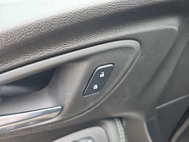 Used 2023 Buick Encore GX Select image 30