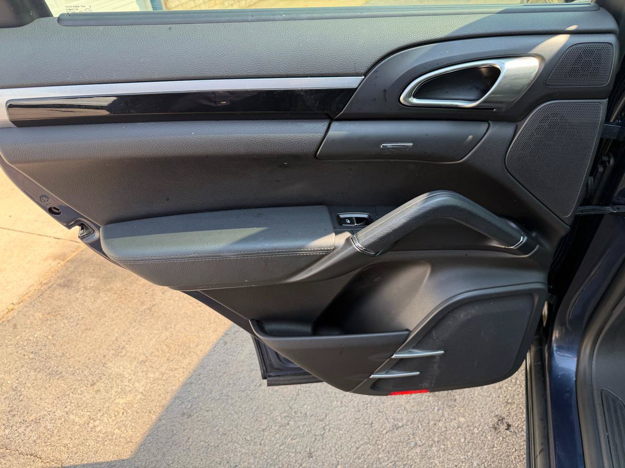 Used 2014 Porsche Cayenne AWD/4WD image 14