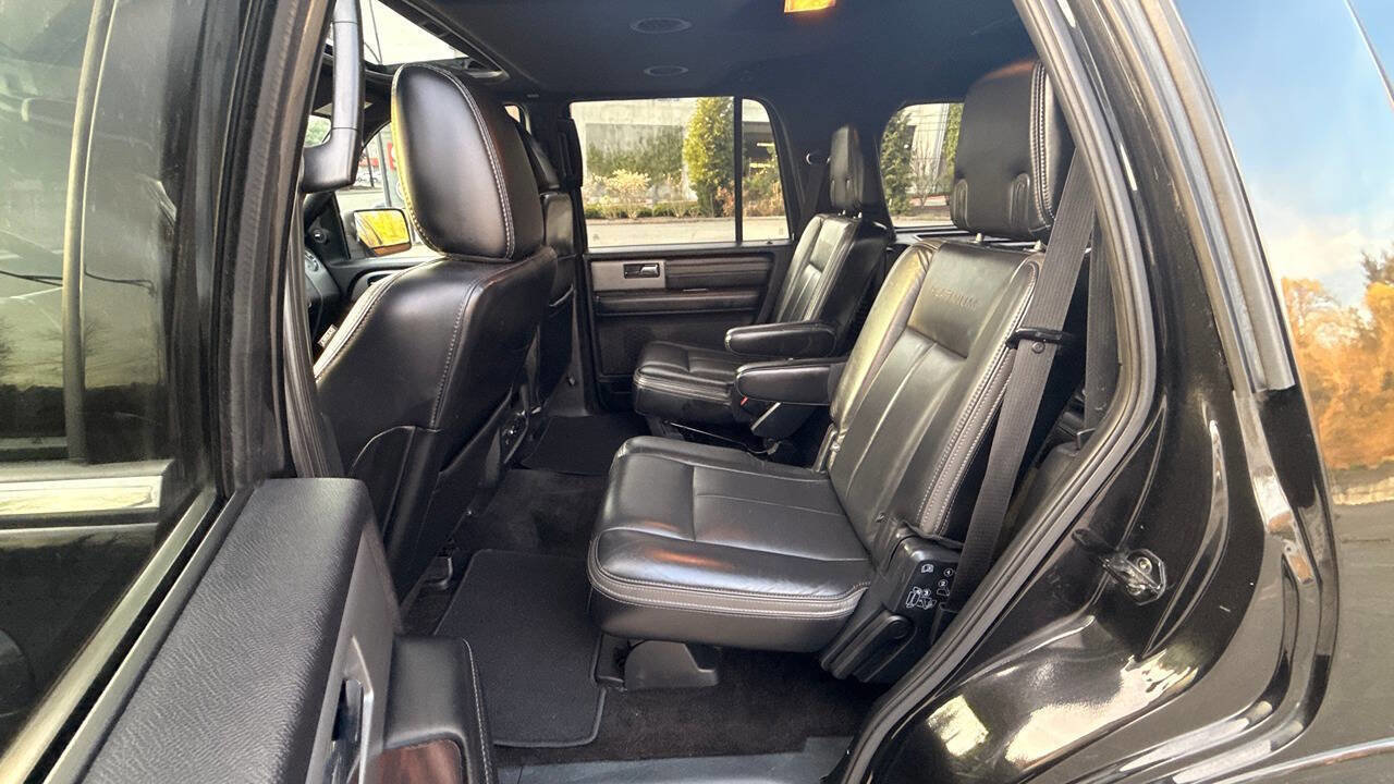 Used 2015 Ford Expedition Platinum image 28