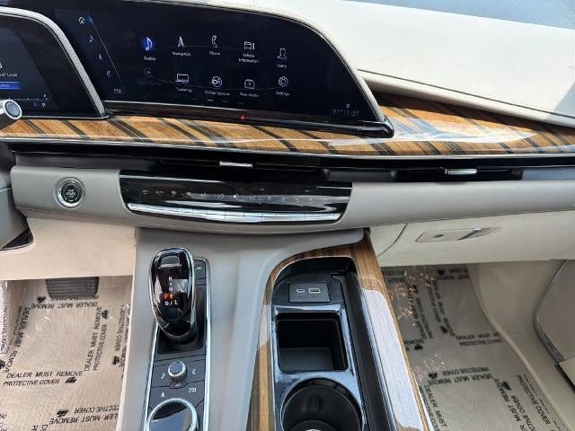 Certified 2024 Cadillac Escalade Sport Platinum w/ Heavy-Duty Trailer Package AWD/4WD image 30