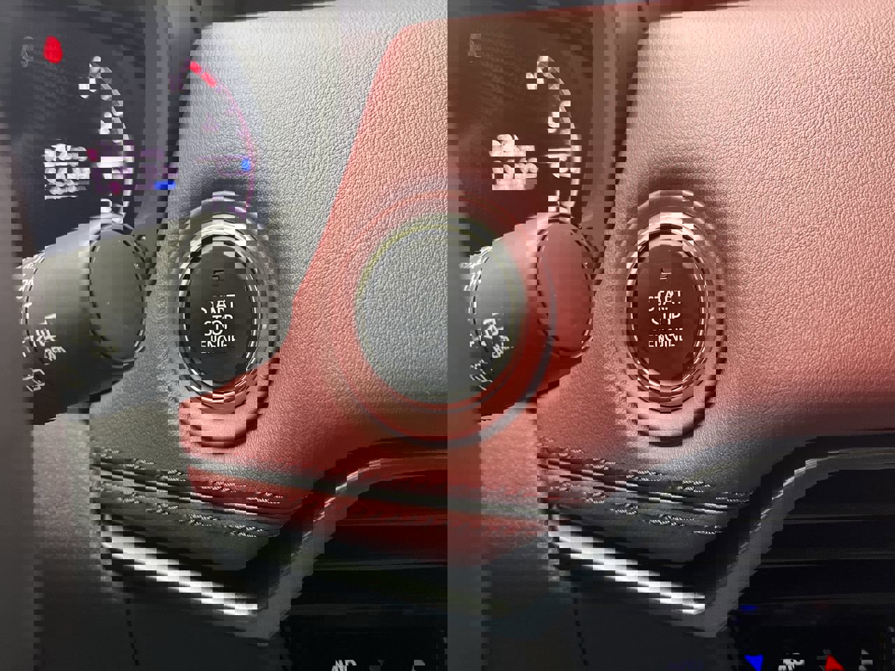 Certified 2025 MAZDA CX-70 3.3 Turbo w/ Premium Plus Pkg image 22