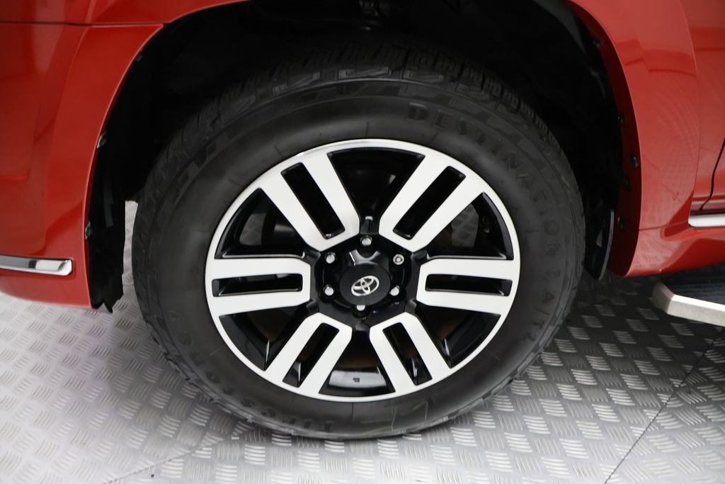 Certified 2022 Toyota 4Runner Limited image 4