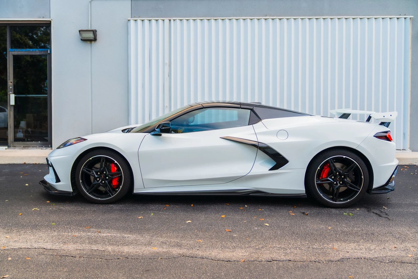 Used 2022 Chevrolet Corvette Stingray Premium Conv w/ Z51 Performance Package RWD image 6