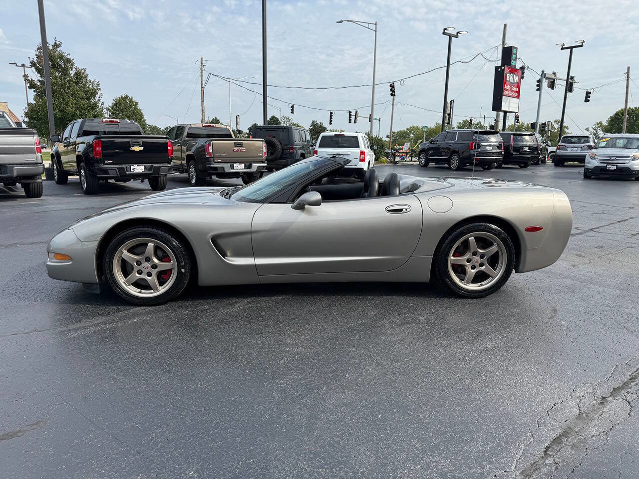 Used 2000 Chevrolet Corvette Convertible w/ Memory Pkg image 4