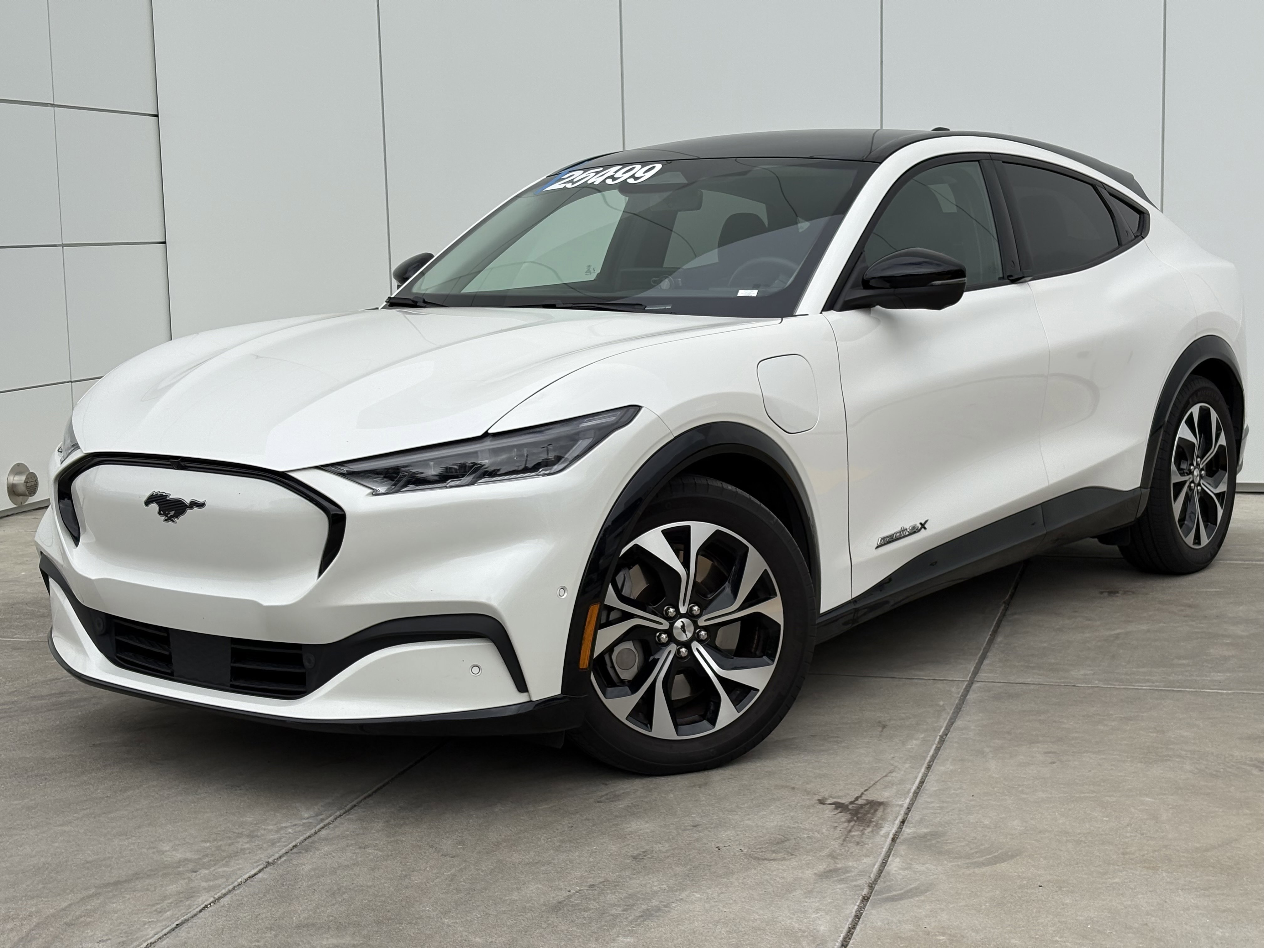 Used 2022 Ford Mustang Mach-E Premium image 3