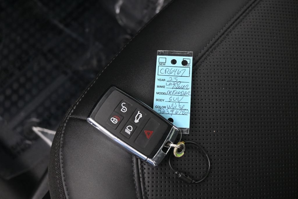 Used 2025 Land Rover Defender 110 S AWD/4WD image 20
