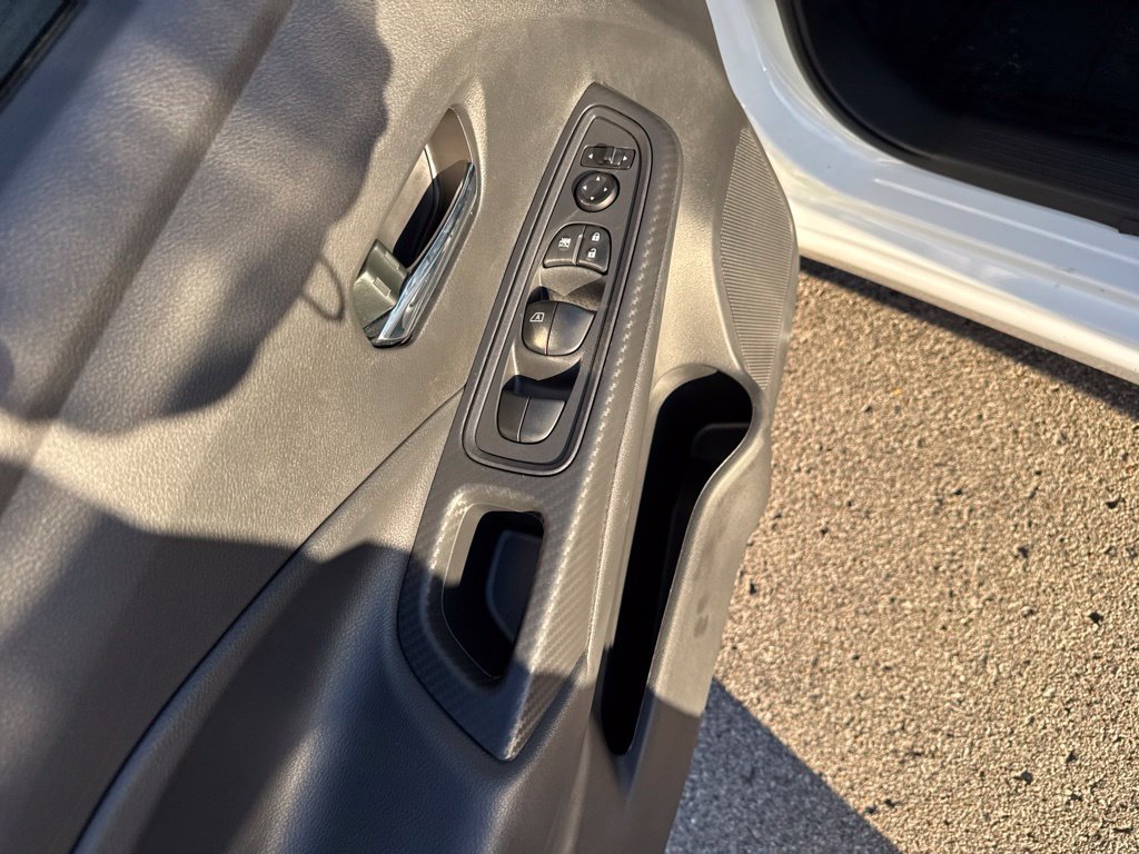 Used 2025 Nissan Versa SV w/ Trunk Package FWD image 11