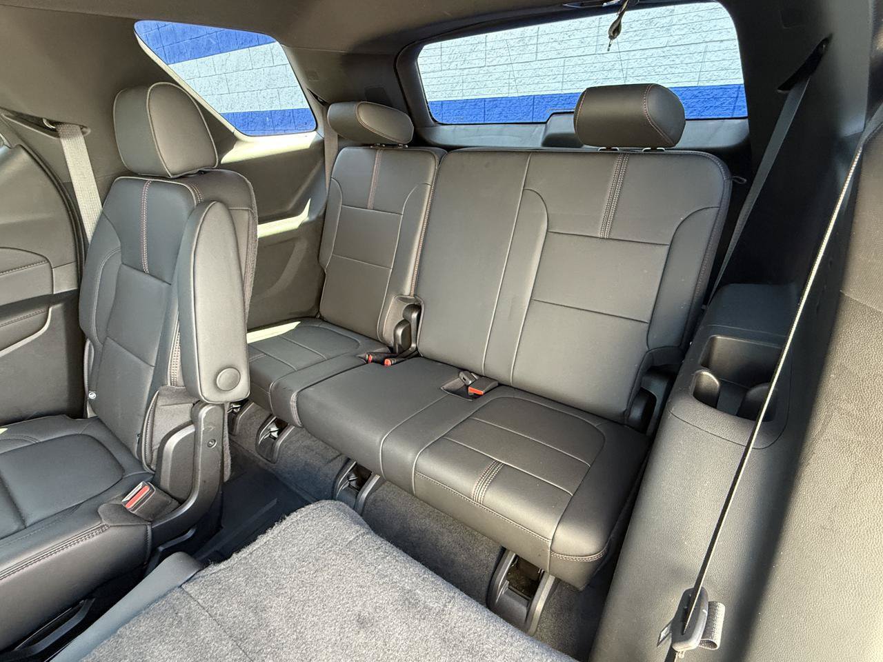 Used 2023 Chevrolet Traverse RS w/ LPO, Floor Liner Package AWD/4WD image 19