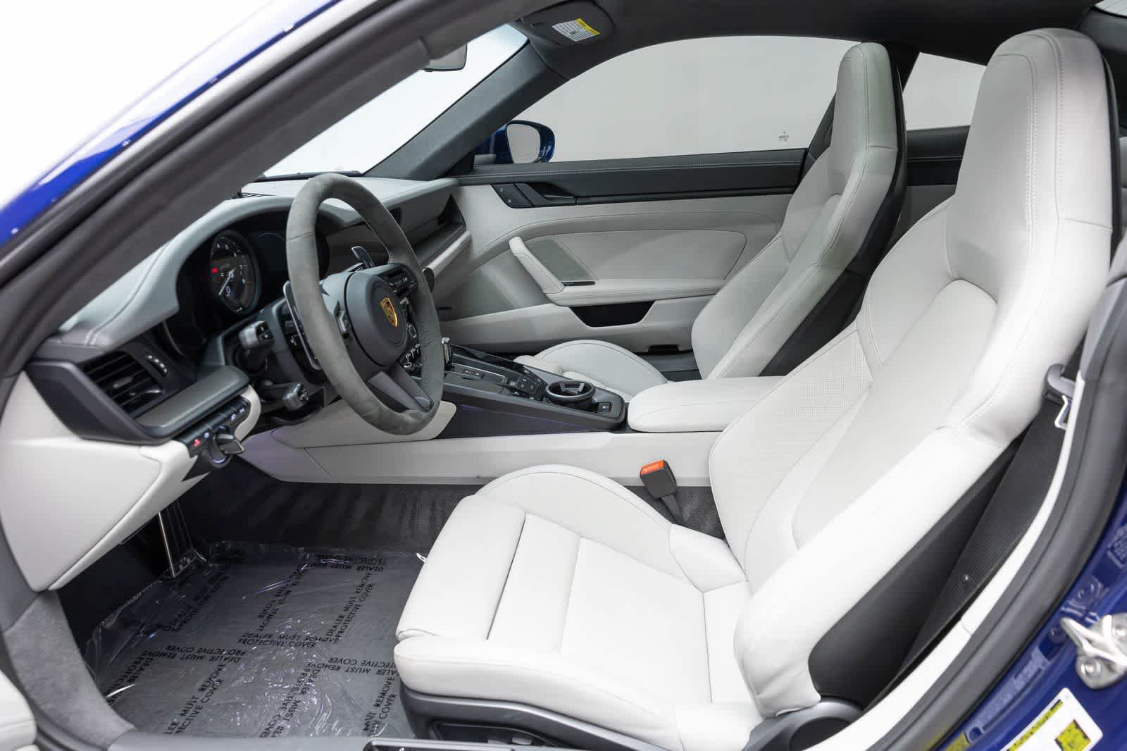 Used 2024 Porsche 911 Carrera GTS RWD image 10