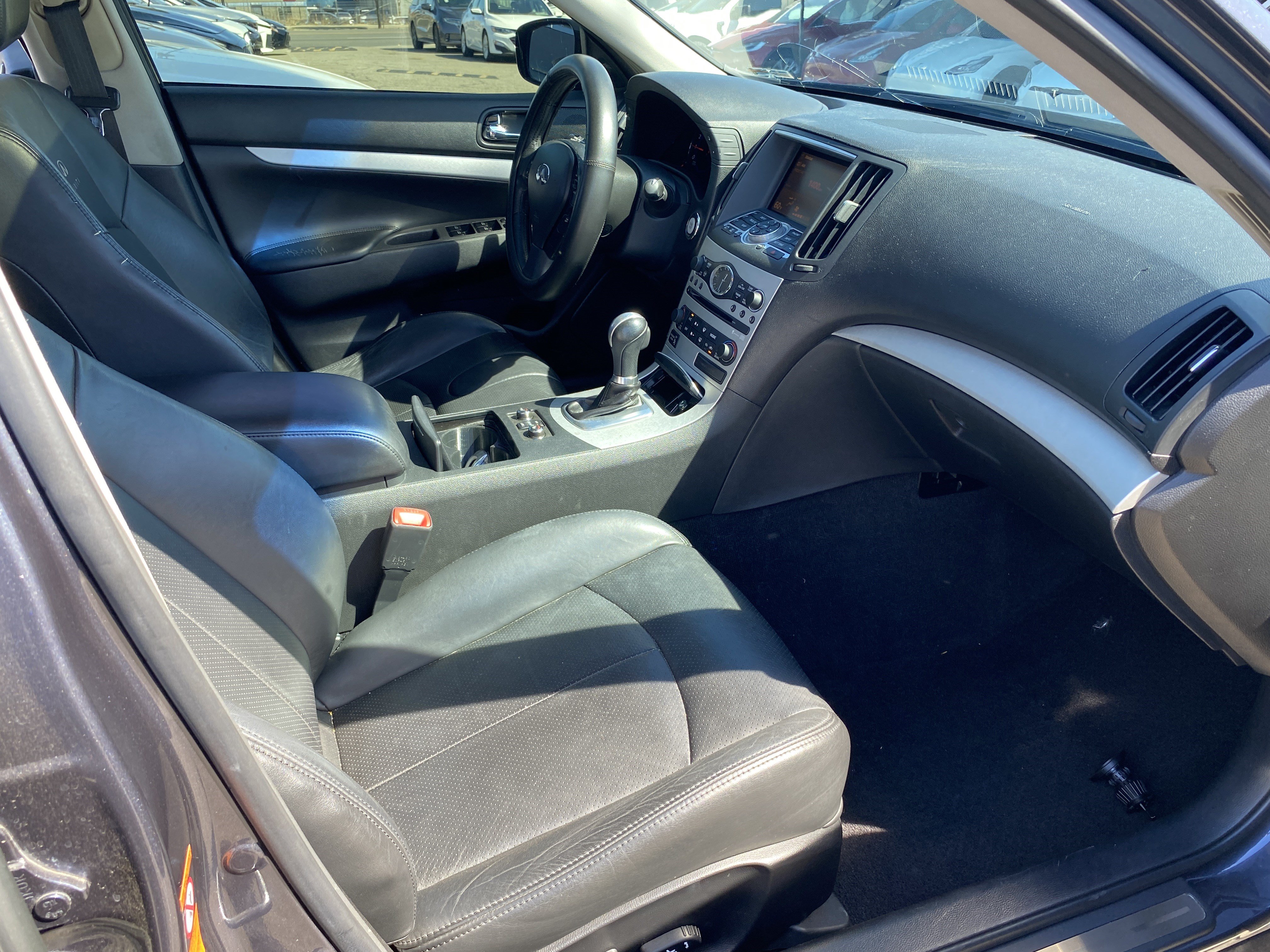 Used 2009 INFINITI G37 x Sedan w/ Premium Pkg AWD/4WD image 19