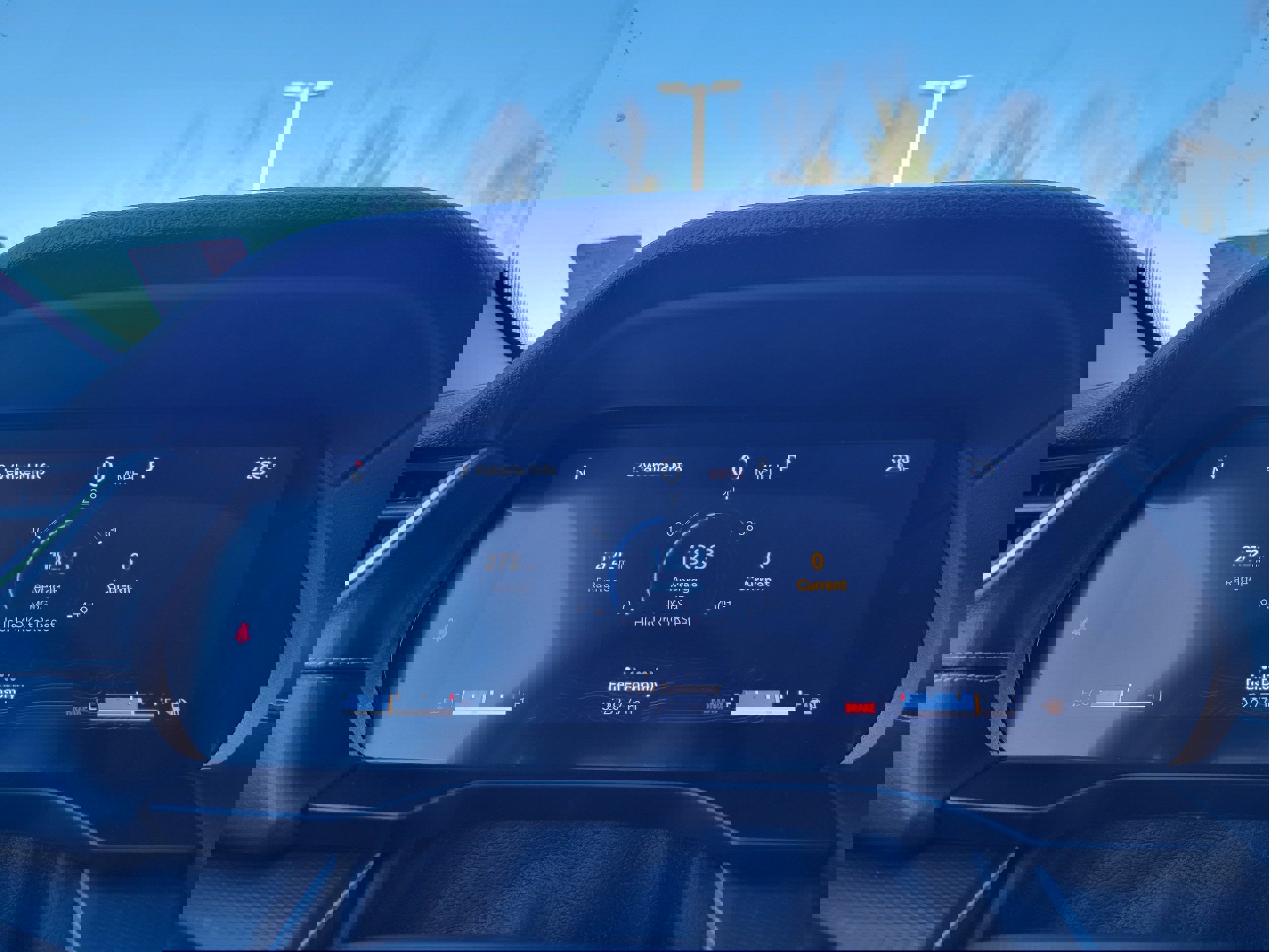 Used 2023 Jeep Grand Cherokee Laredo w/ Luxury Tech Group I image 14