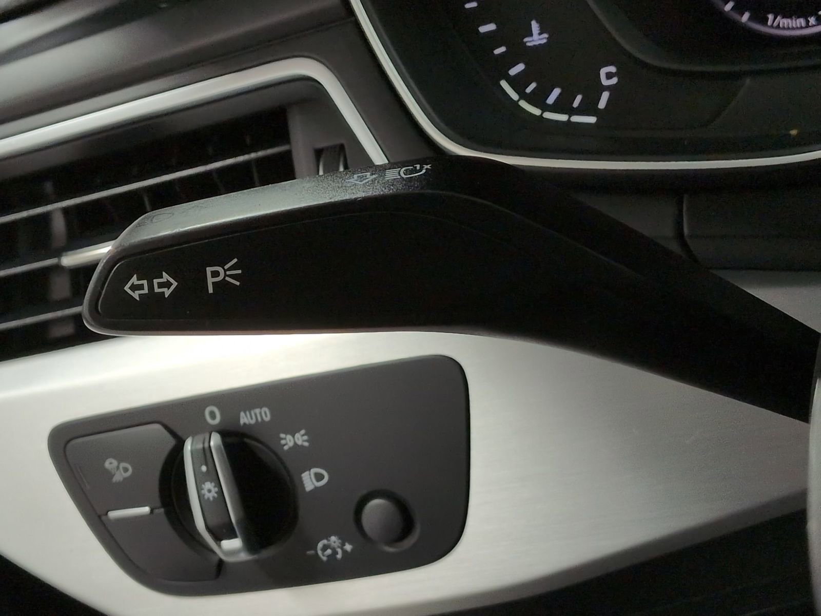 Used 2018 Audi S5 Premium Plus w/ Navigation Package image 28