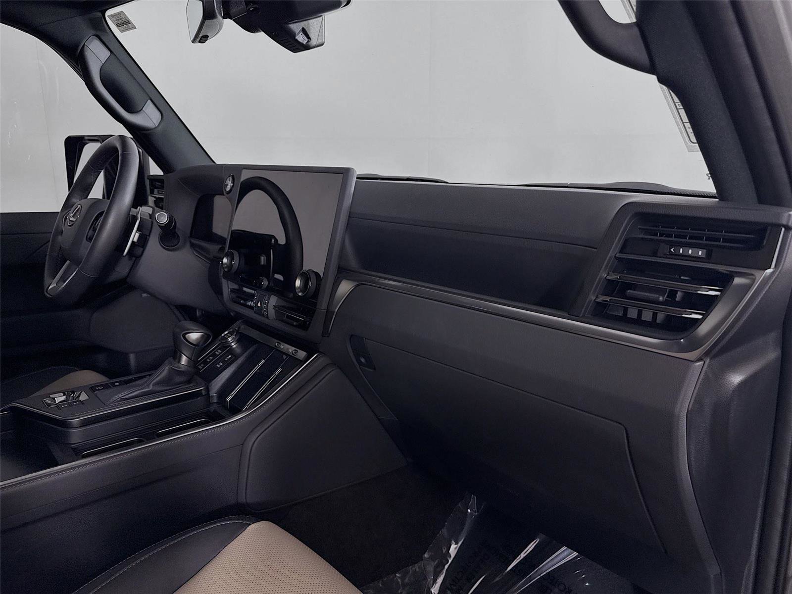 Used 2024 Lexus GX 550 image 47