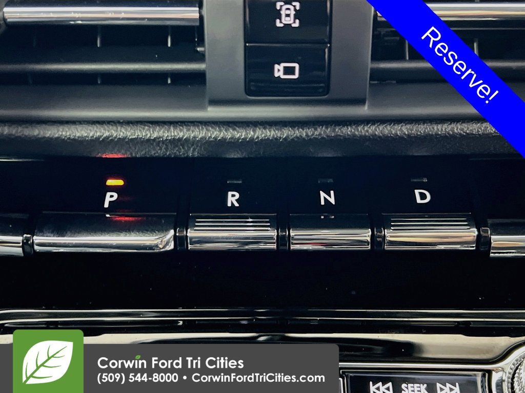 Used 2022 Lincoln Corsair Reserve w/ Equipment Group 201A AWD/4WD image 10
