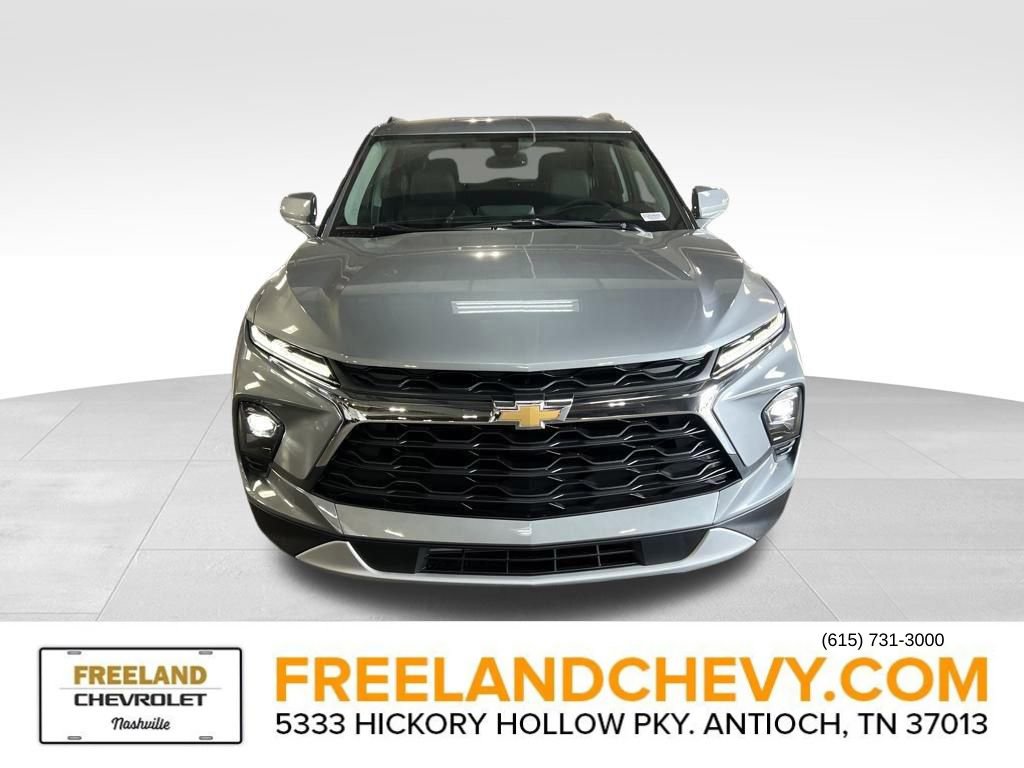 New 2025 Chevrolet Blazer LT image 2